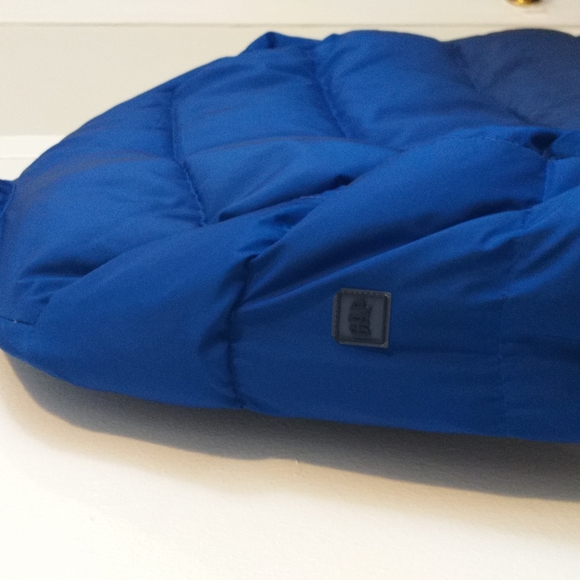 Blue Ombre Puffer Jacket - Picture 7 of 7